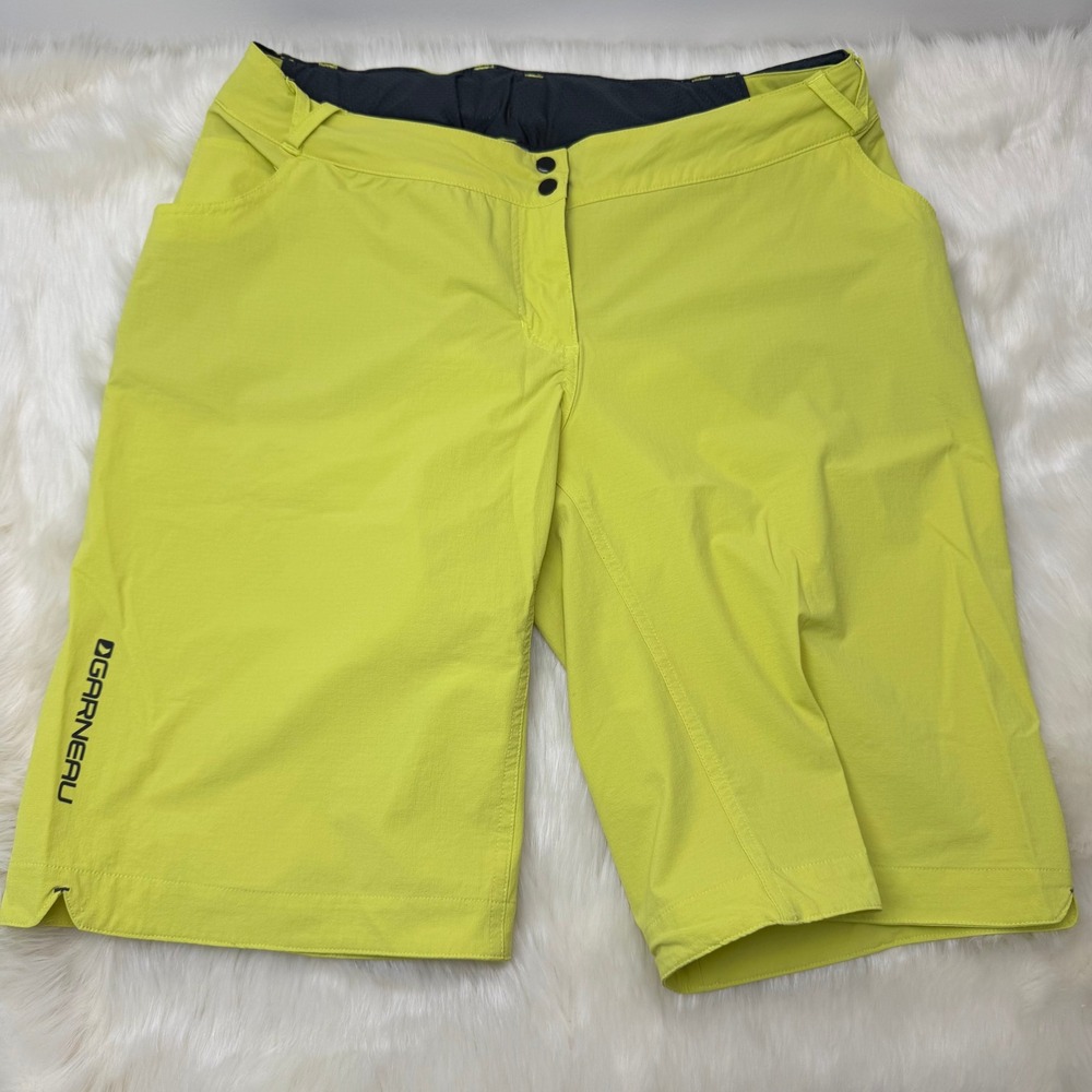 Louis Garneau | Mountain Biking Shorts‎ with Padded Inner Shorts in Neon Yellow